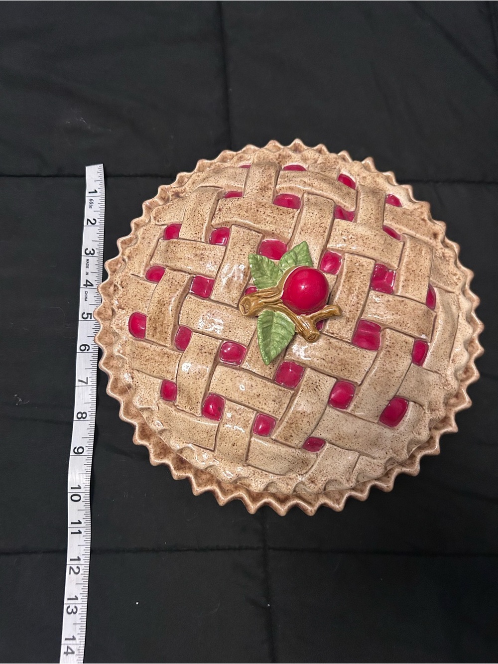 Vintage Cherry Pie Dish with Decorative Lattice Lid - Tan with Red Accents - Picture 2 of 2